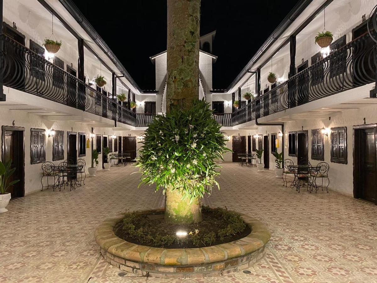 Casa Hotel Las Orquideas Circasia Exteriér fotografie