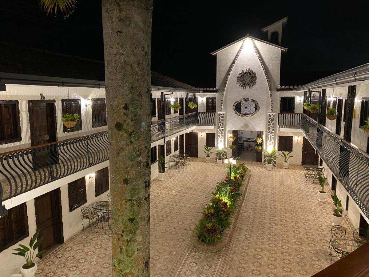 Casa Hotel Las Orquideas Circasia Exteriér fotografie